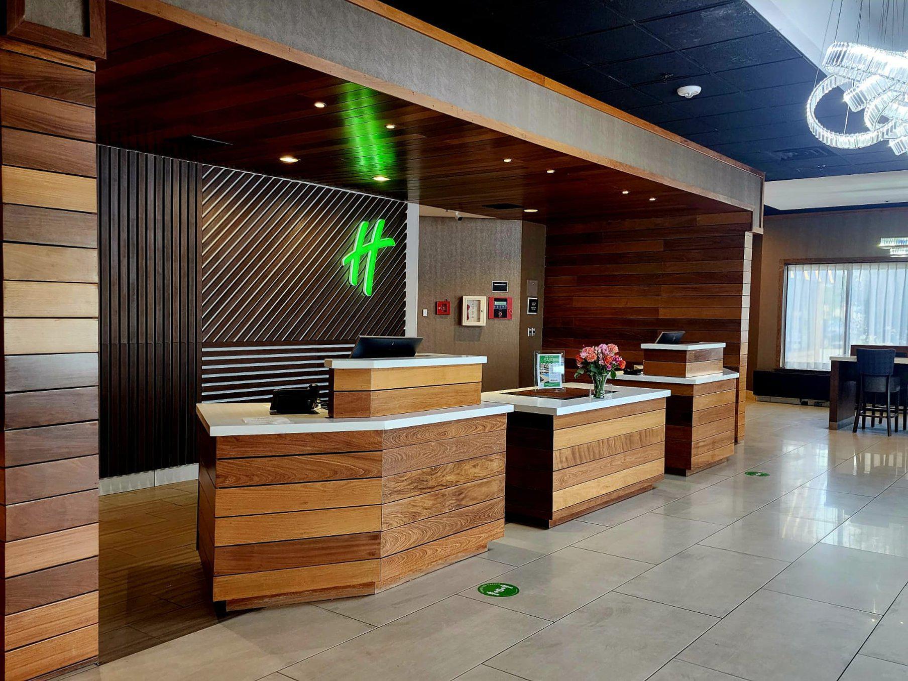 Holiday Inn Brookfield - ​​milwaukee, an IHG Hotel