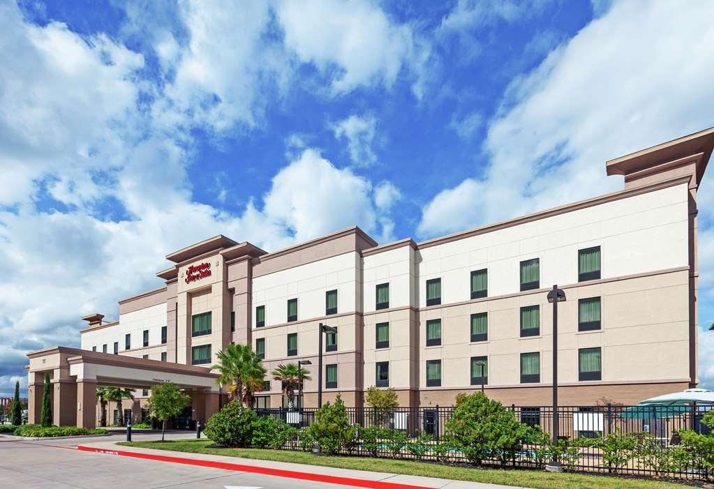 Hampton Inn & Suites by Hilton Houston North IAH