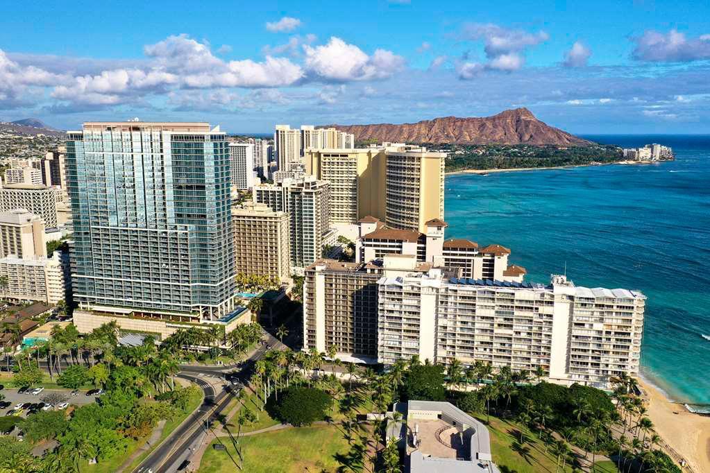 Ka La‘i Waikiki Beach, LXR Hotels & Resorts