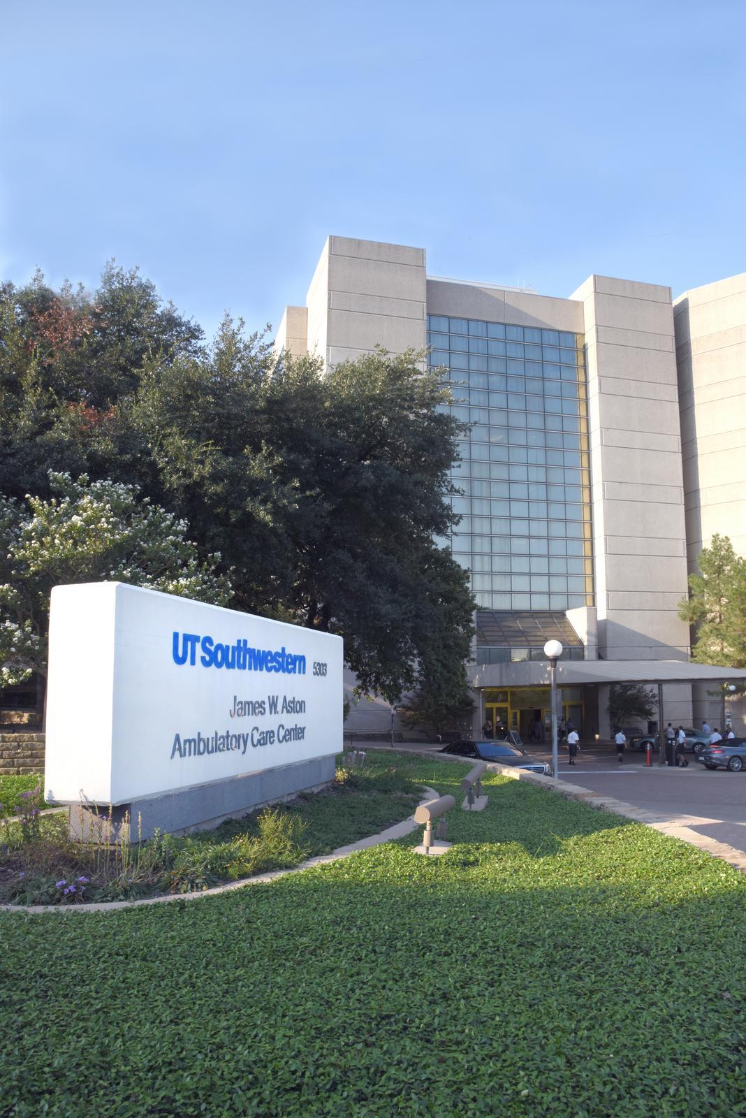 Student Health Clinic - UT Southwestern