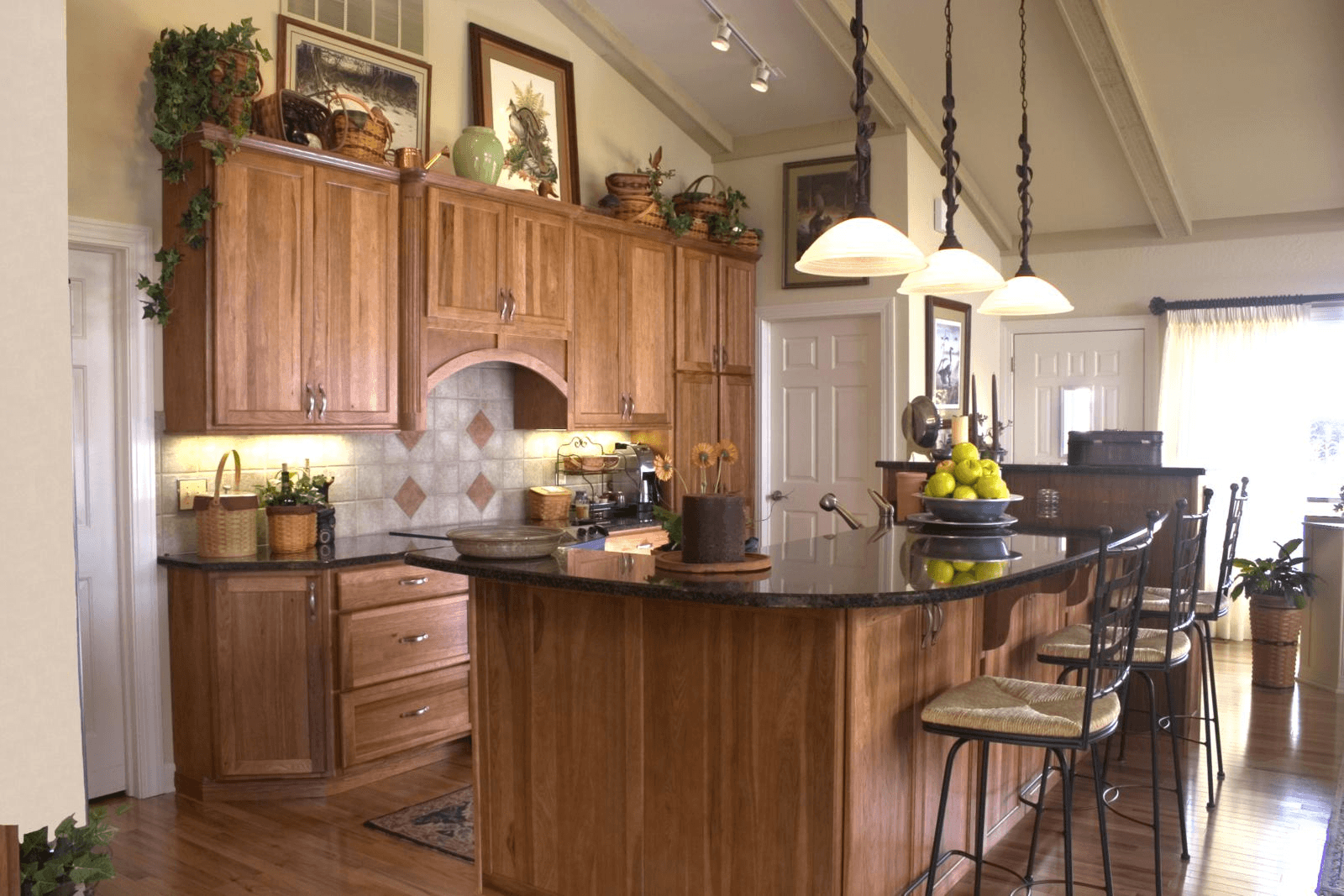 Kitchen Remodeling with Cabinet Refacing