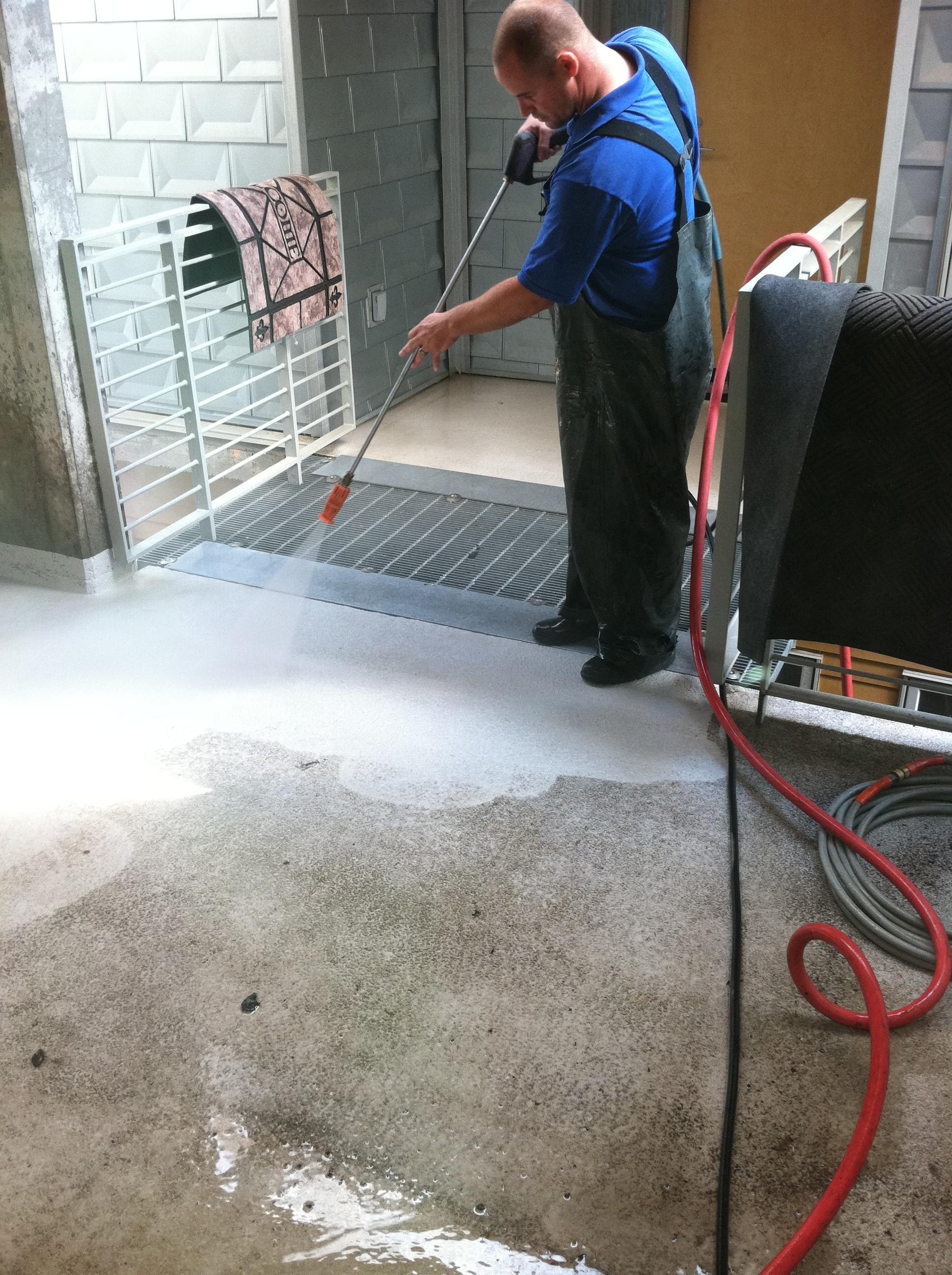 Professional Pressure Cleaning