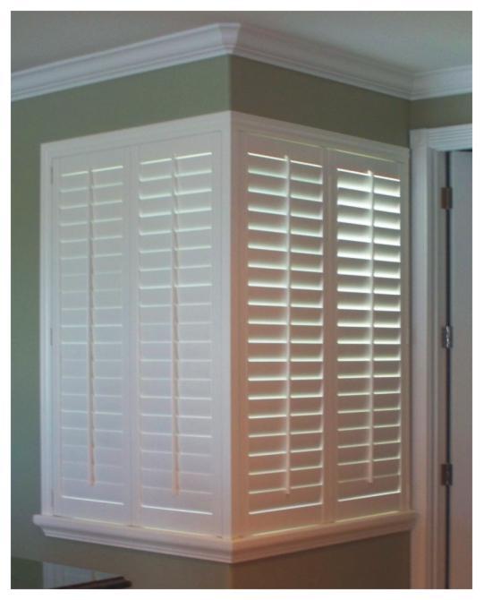 Norman Corner Plantation Shutter