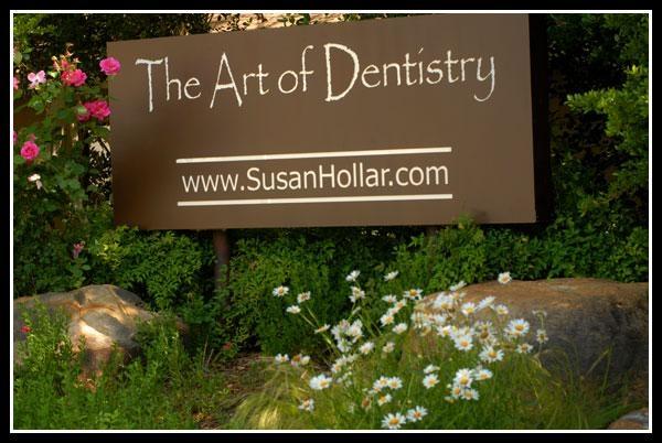 Susan Hollar DDS sign