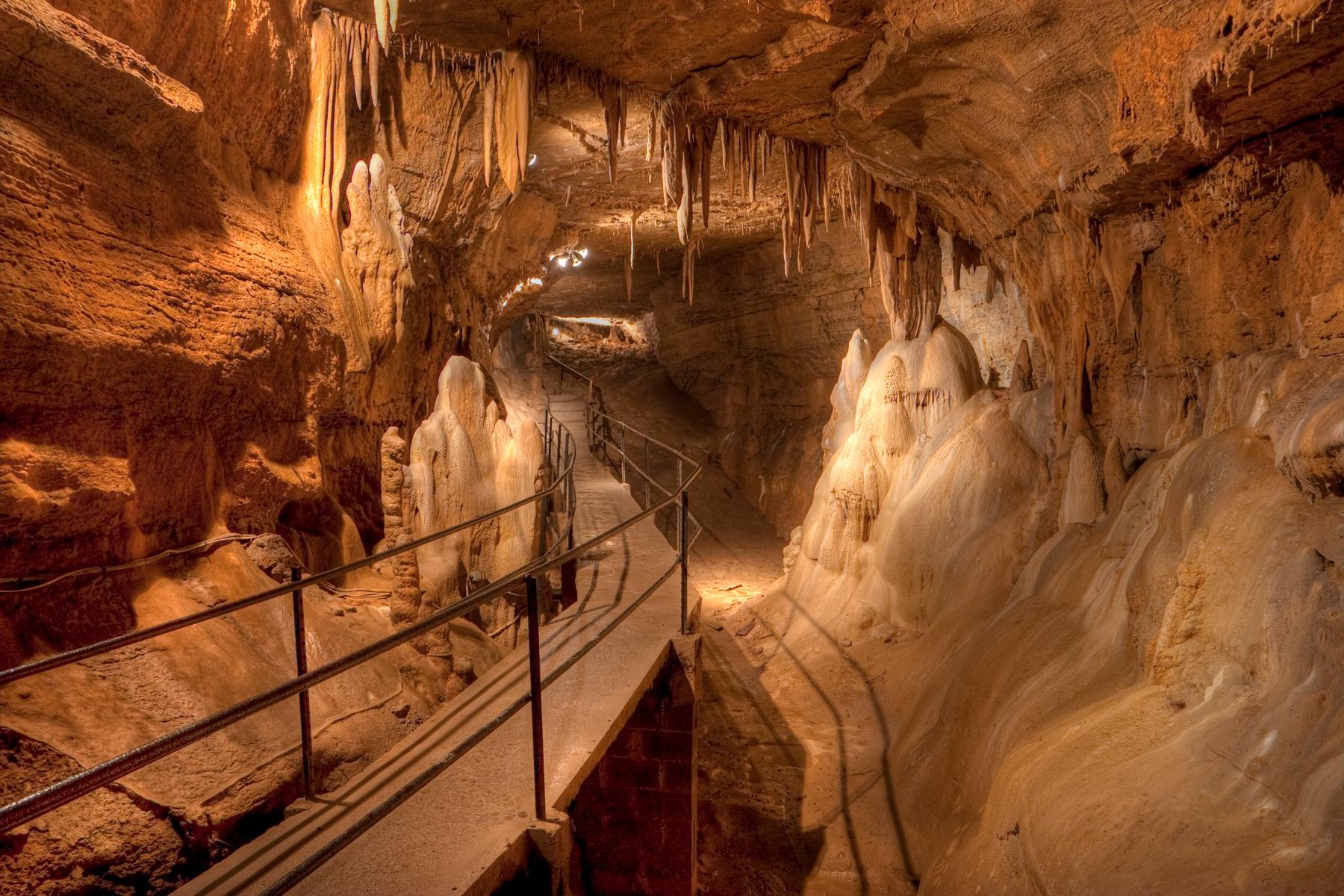 Seneca Caverns