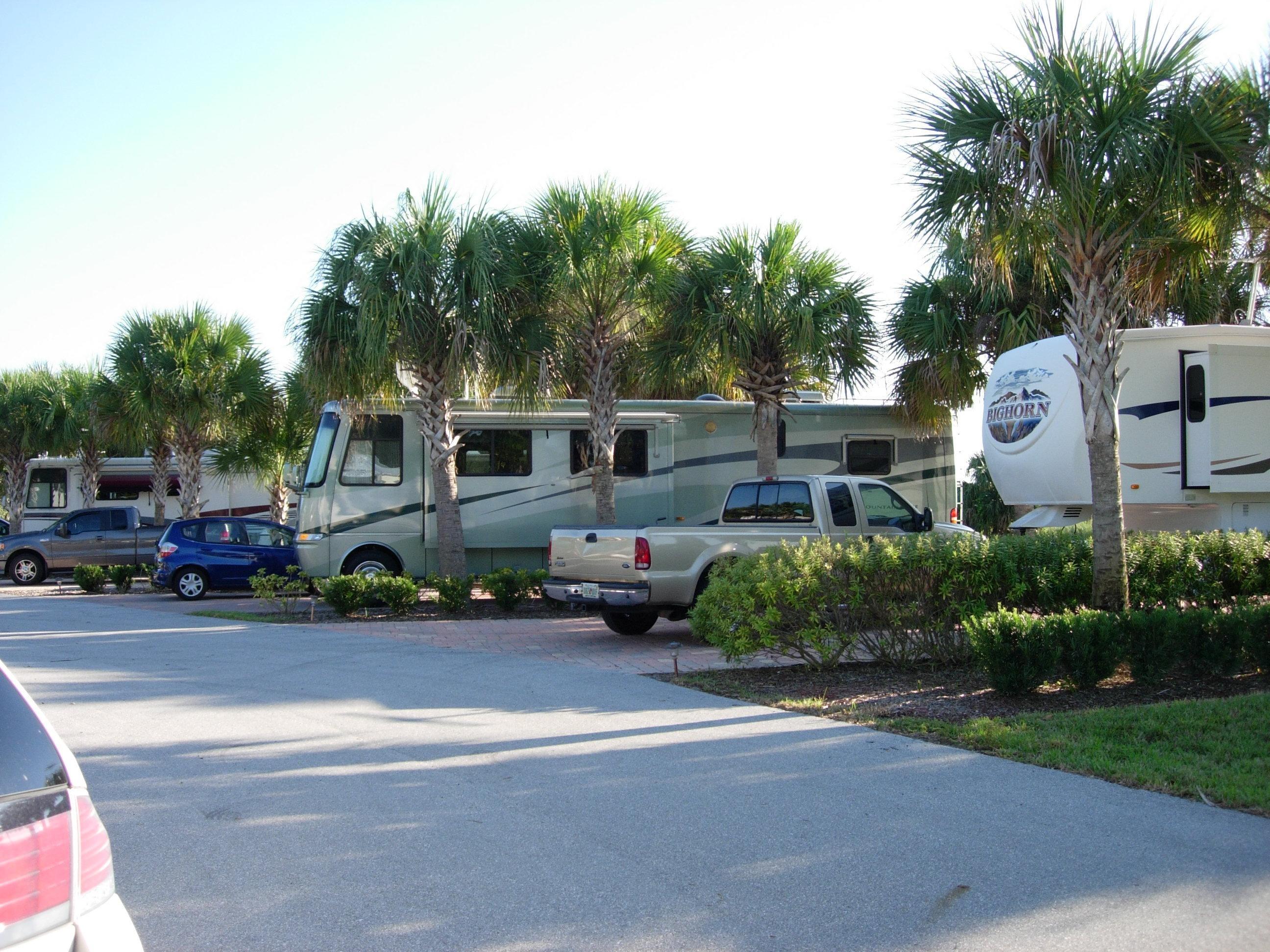 Beautiful Landscape, Big Rig and Pet  Friendly