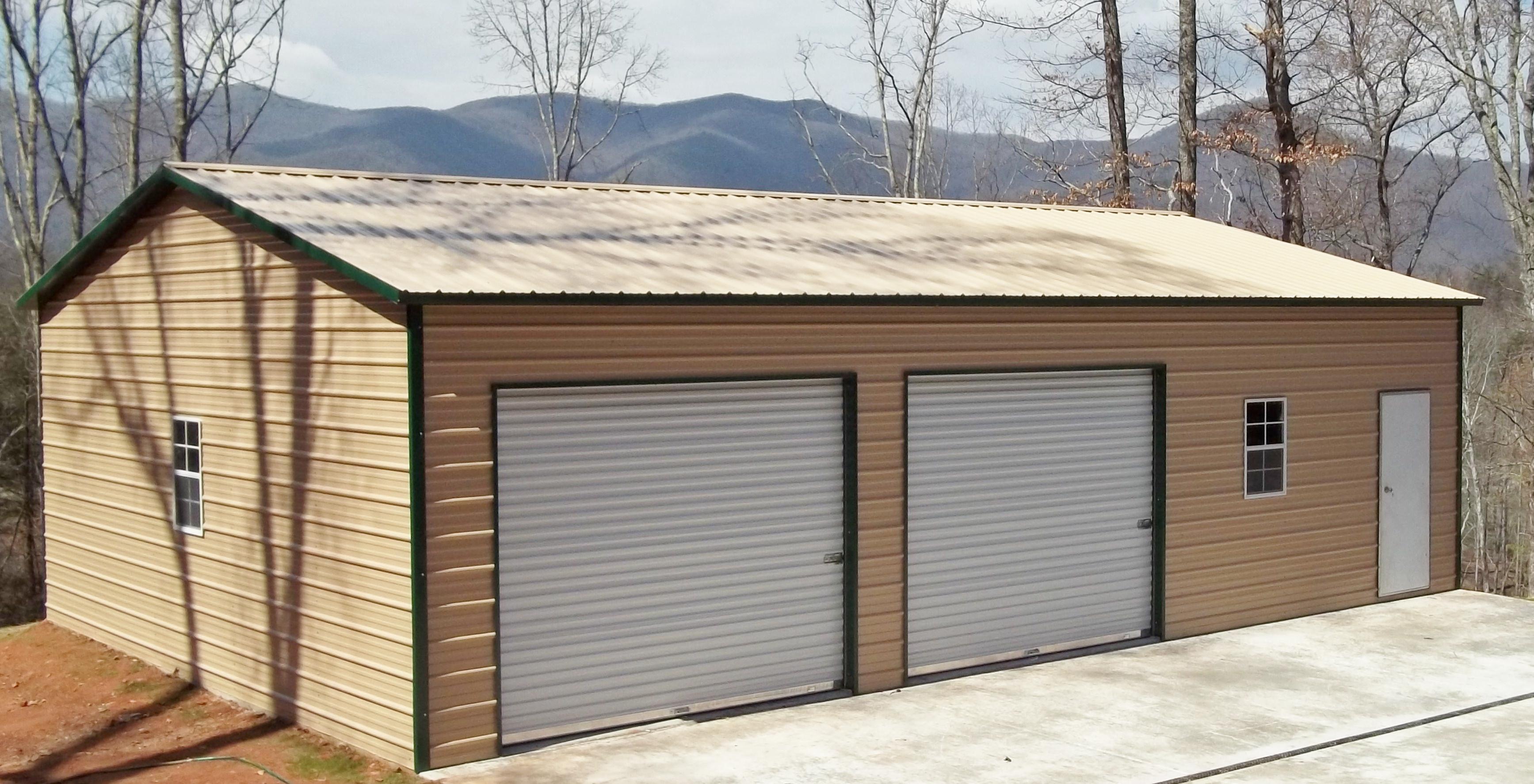 Deluxe Barn With Vertical Roof & Two Entrances