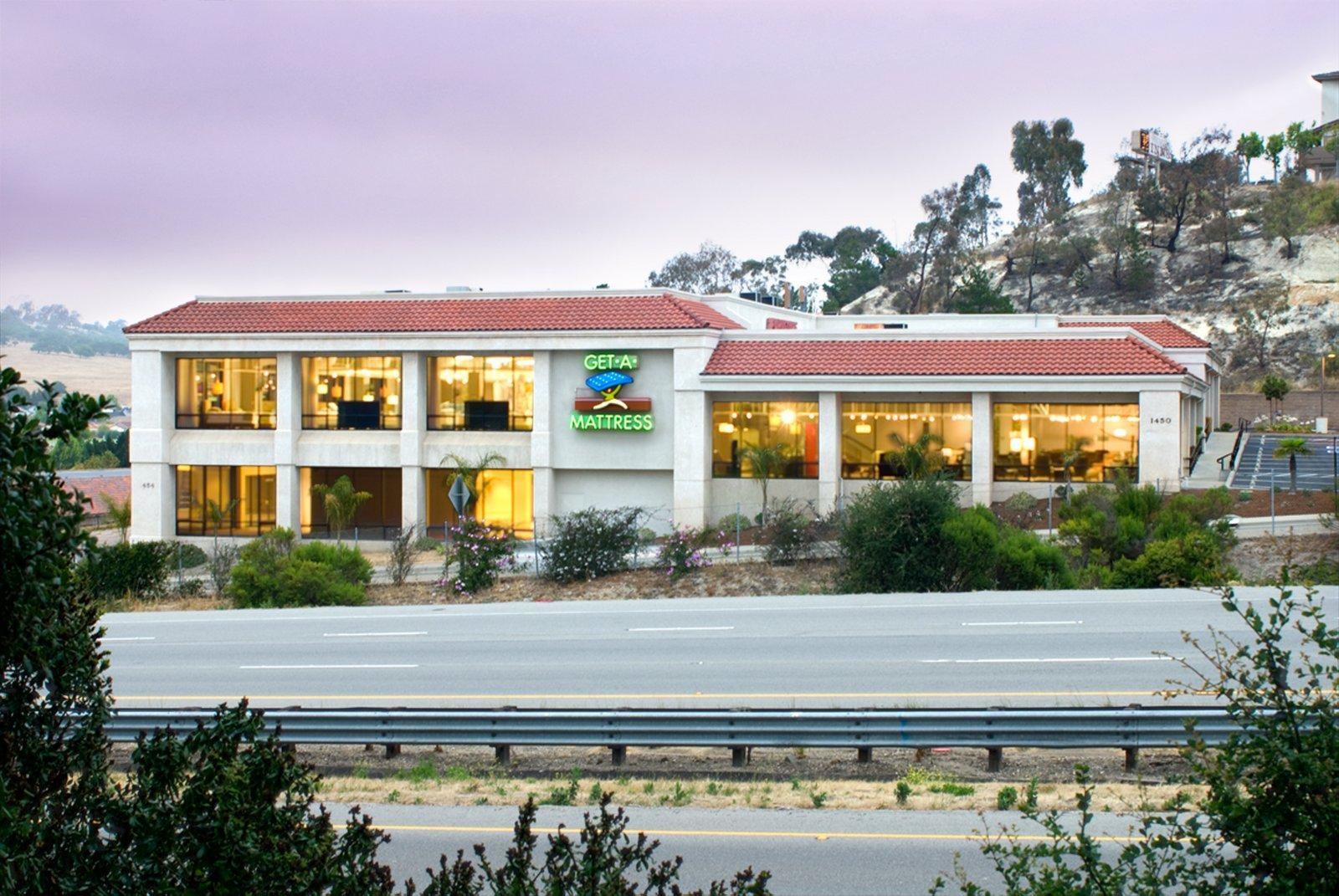 Get-A-Mattress Storefront