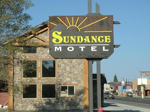 Sundance Motel - Pinedale Hotel