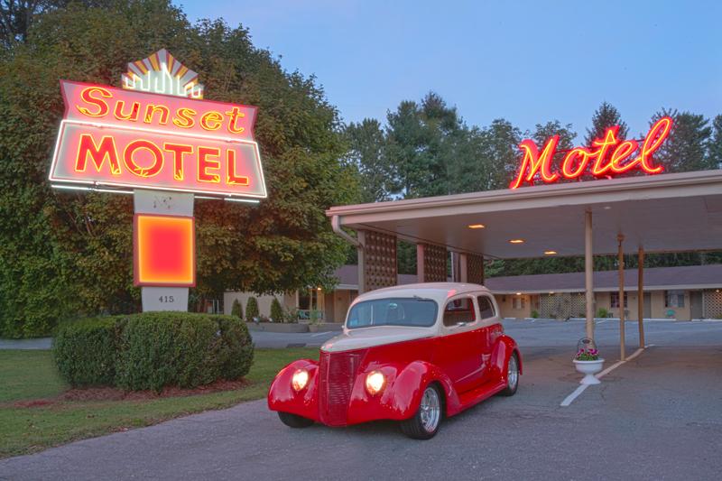 Entrance to The Sunset Motel, Brevard NC