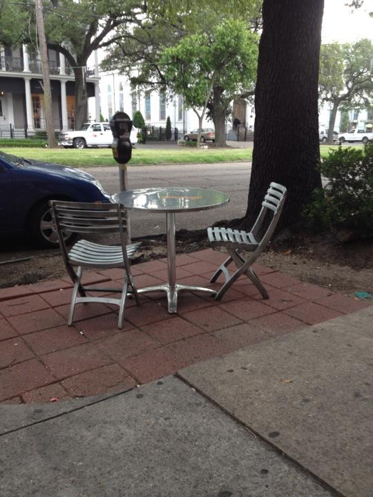 St. Charles Avenue Coffee shop outdoor seating