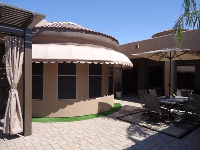 retractable awnings