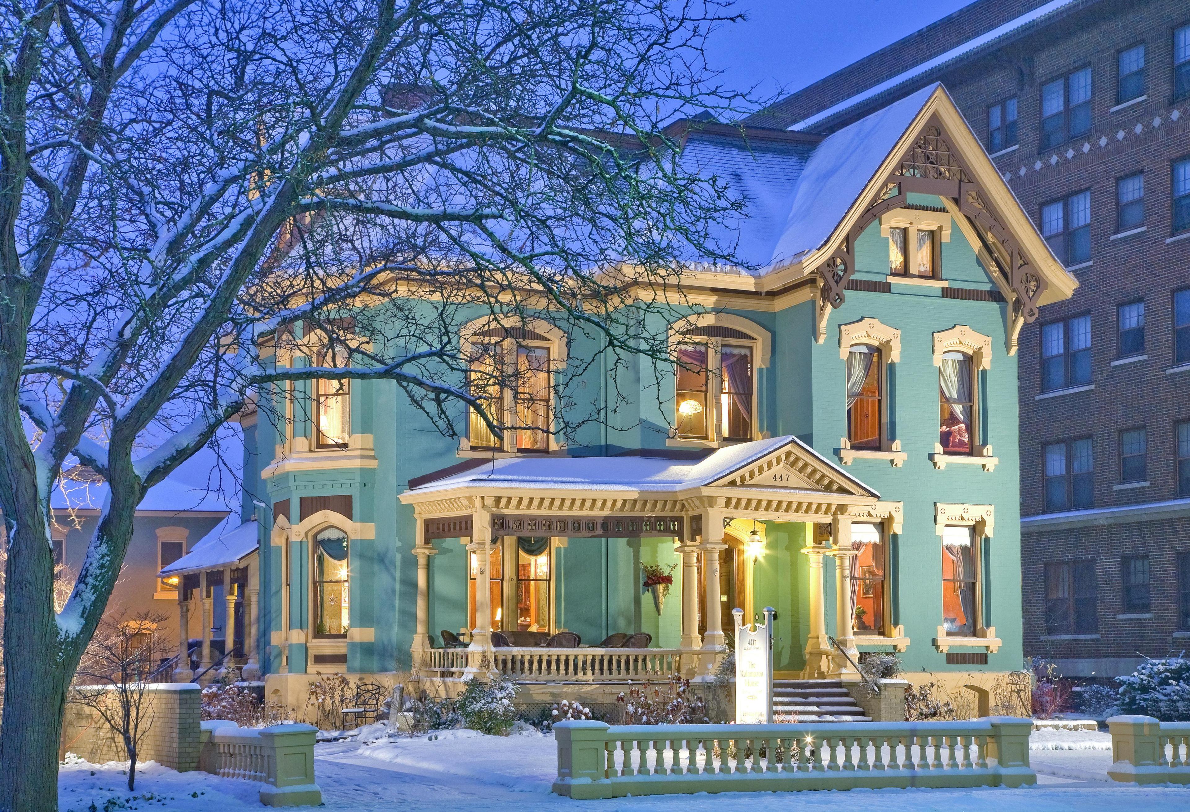 Beautiful Victorian home with modern amenities