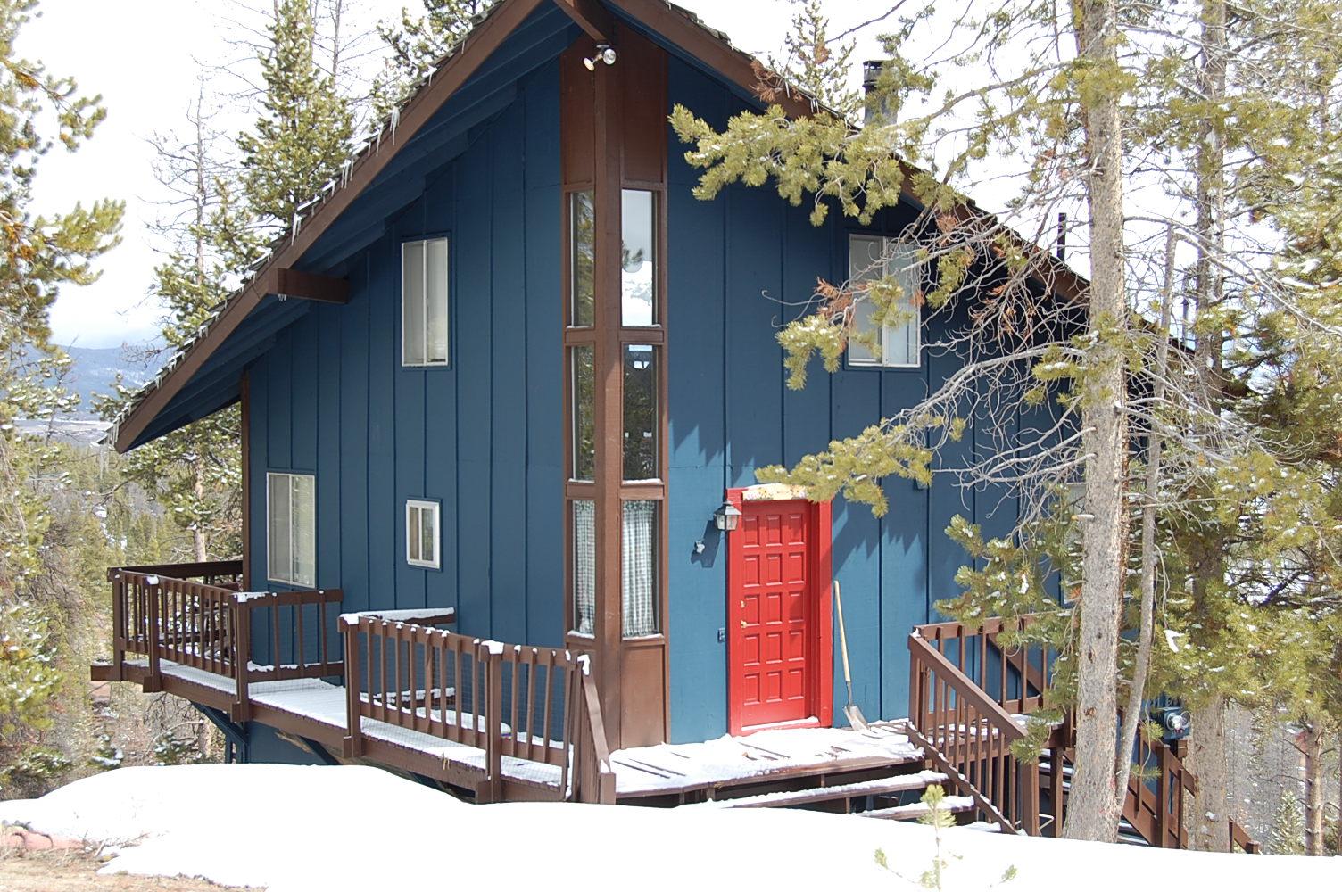 Sample cabin property