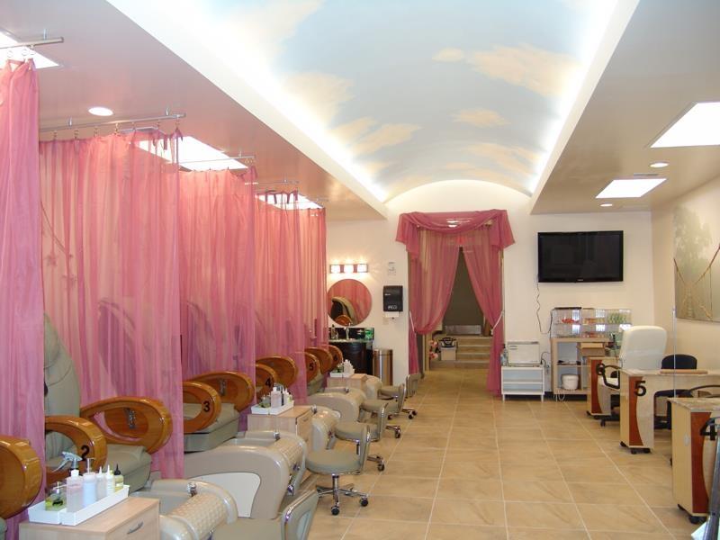 Lily Nails & Spa - 1424 N High St Columbus, OH 43201