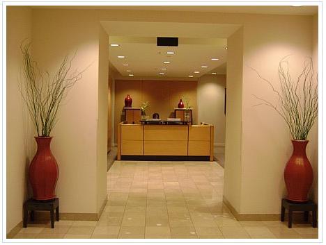 The Orange County Hypnosis lobby where our wonderful receptionists will greet you and you can sit and wait and drink our free coffee, tea, and water as you prepare for a session that will change your life.