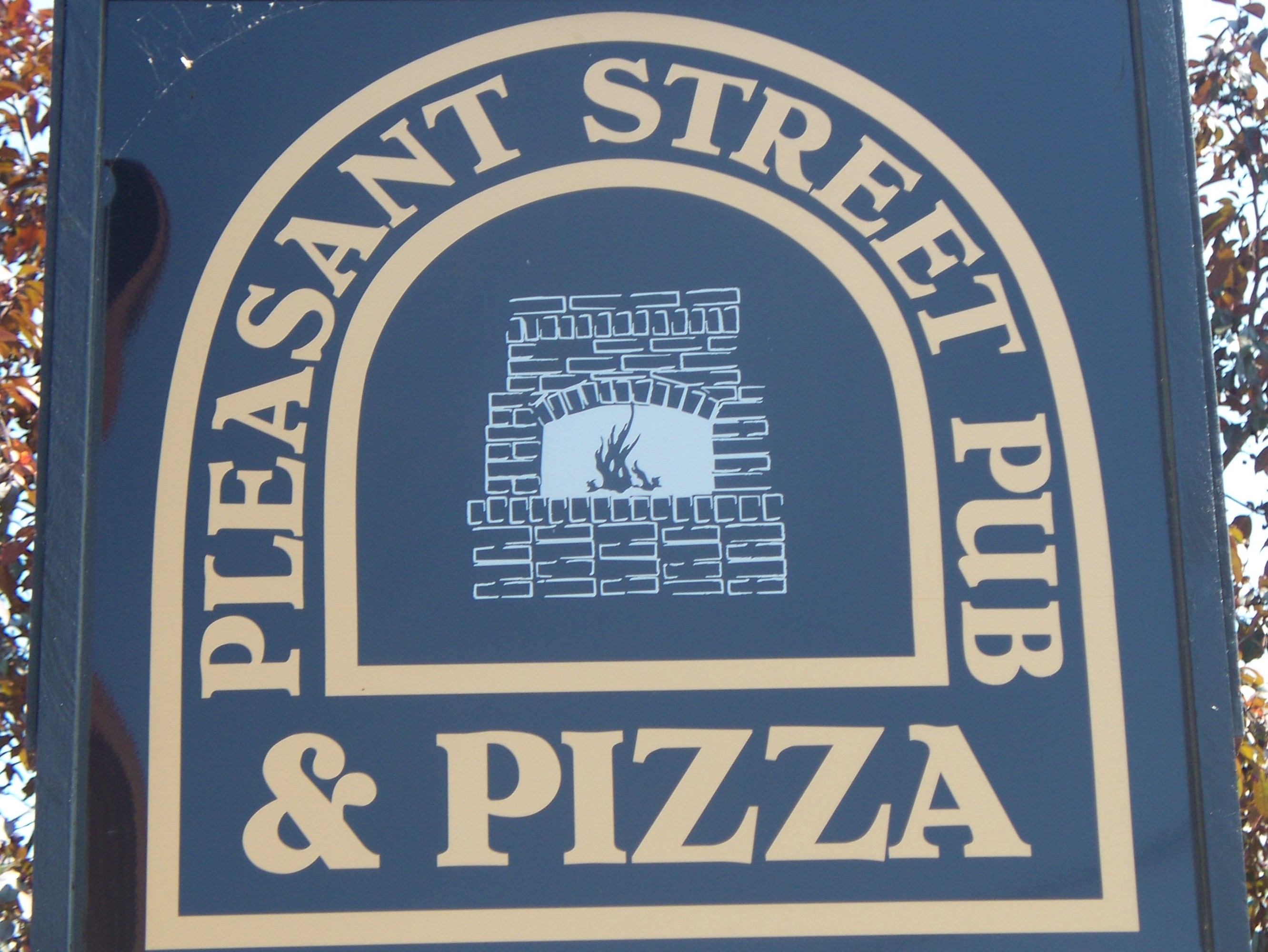 Pleasant Street Pub & Pizza