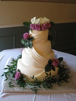 South Bend wedding cake