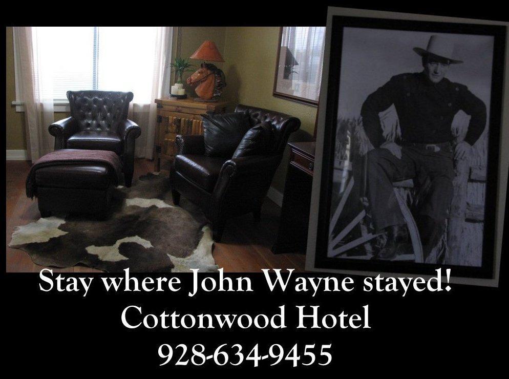 Cottonwood Hotel John Wayne Room