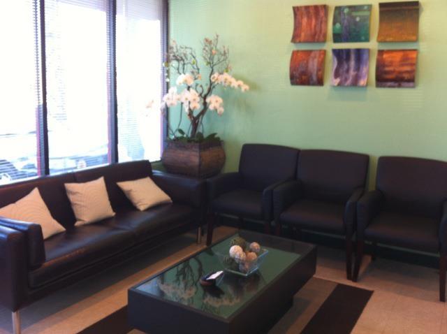 Huy Doan's clinic - waiting room