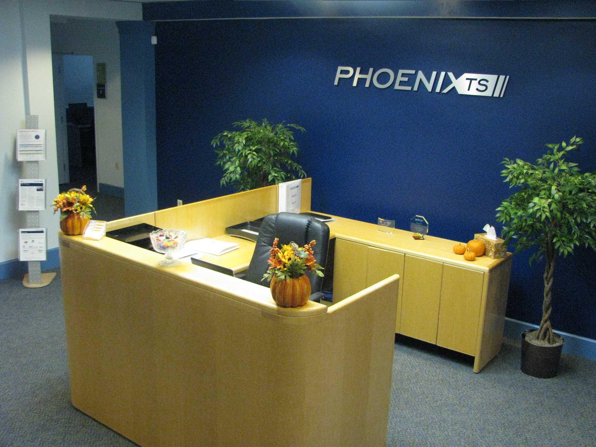 Phoenix TS Front Desk