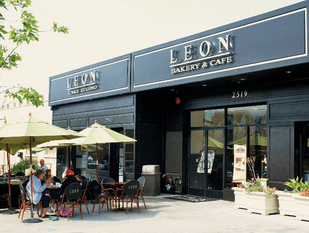 Leon Cake Studio Outside