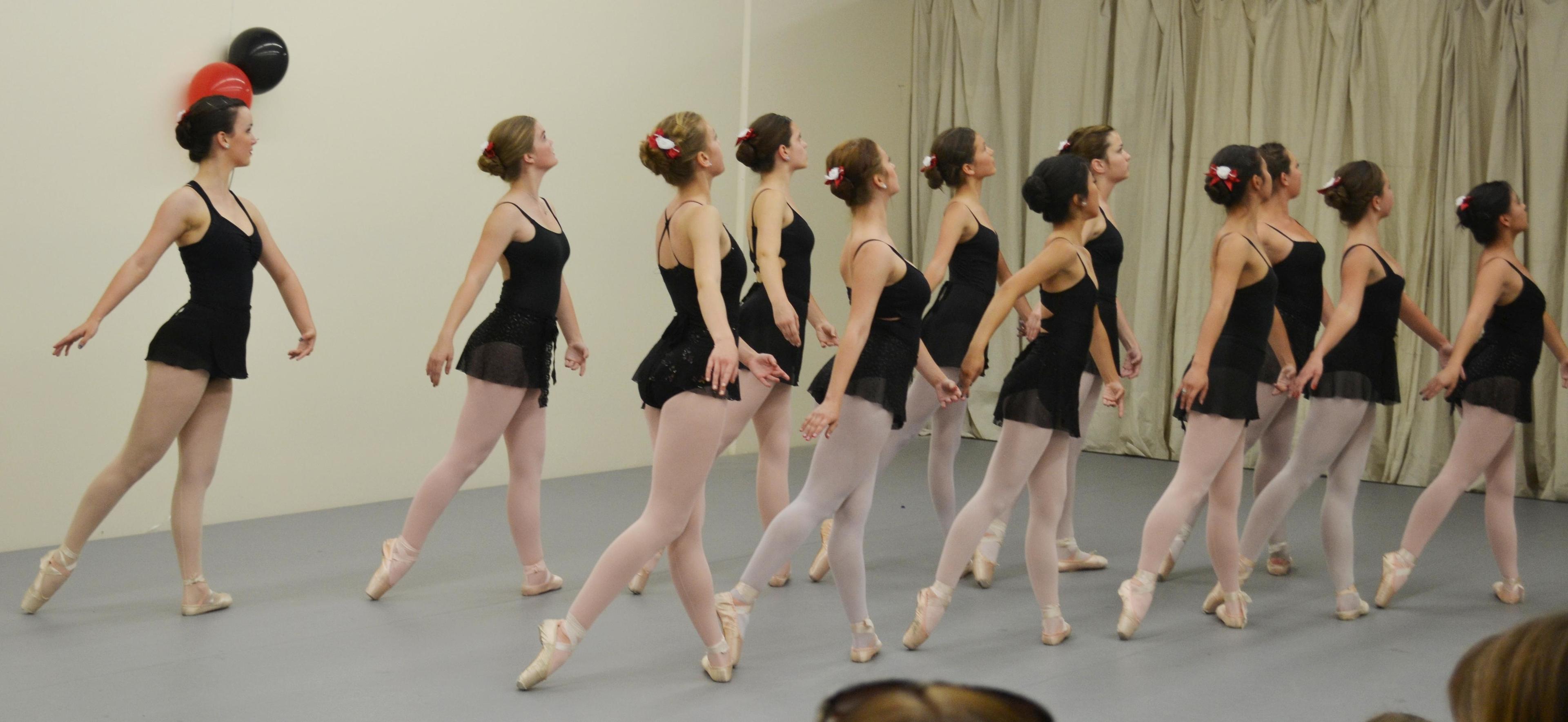 Sunrise Ballet corps de ballets 2012