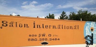 Salon Internaional Exterior Picture