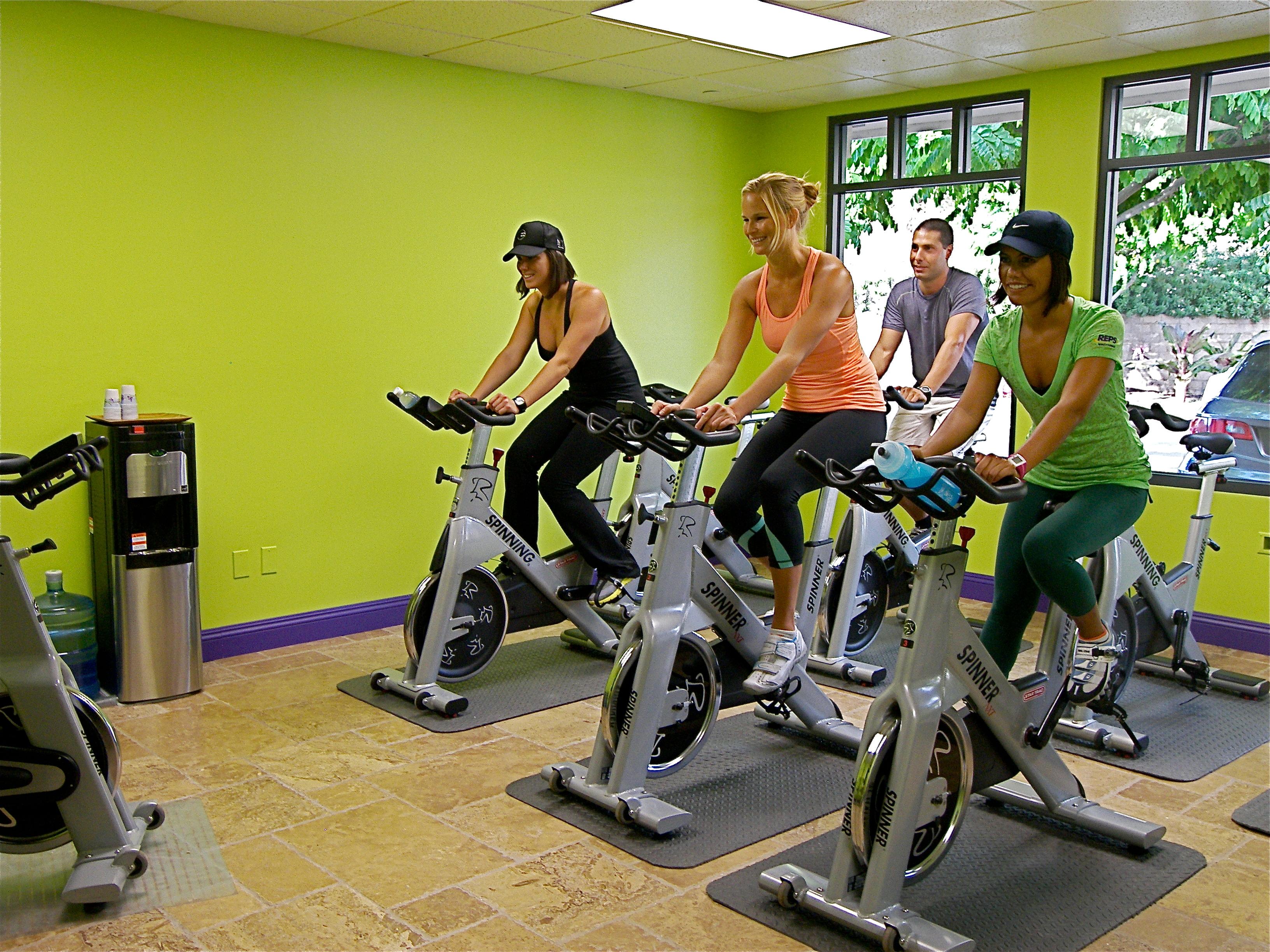 REPS' LIMEHEART indoor cycling studio