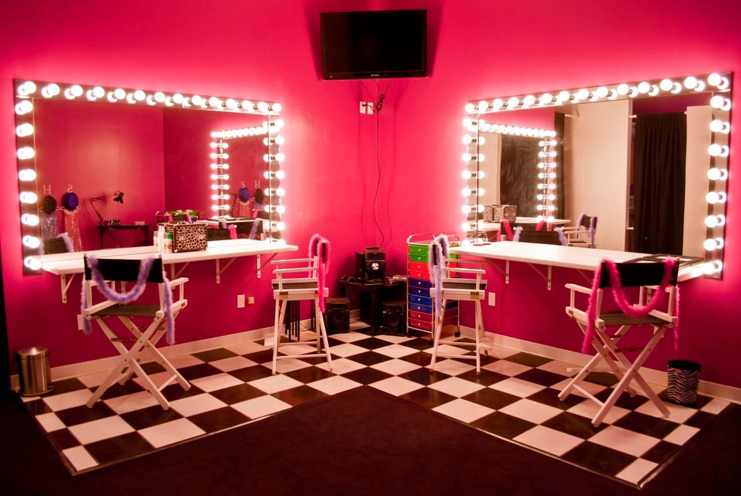 Private Glamour Girl Party Room