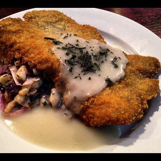 Schnitzel at Bierstube Tsingtau