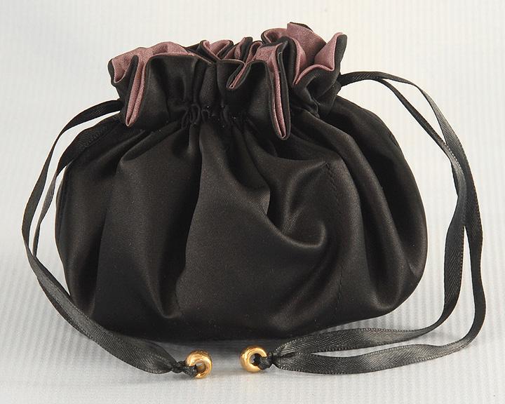 "Black Pearl" Jewelry Bag