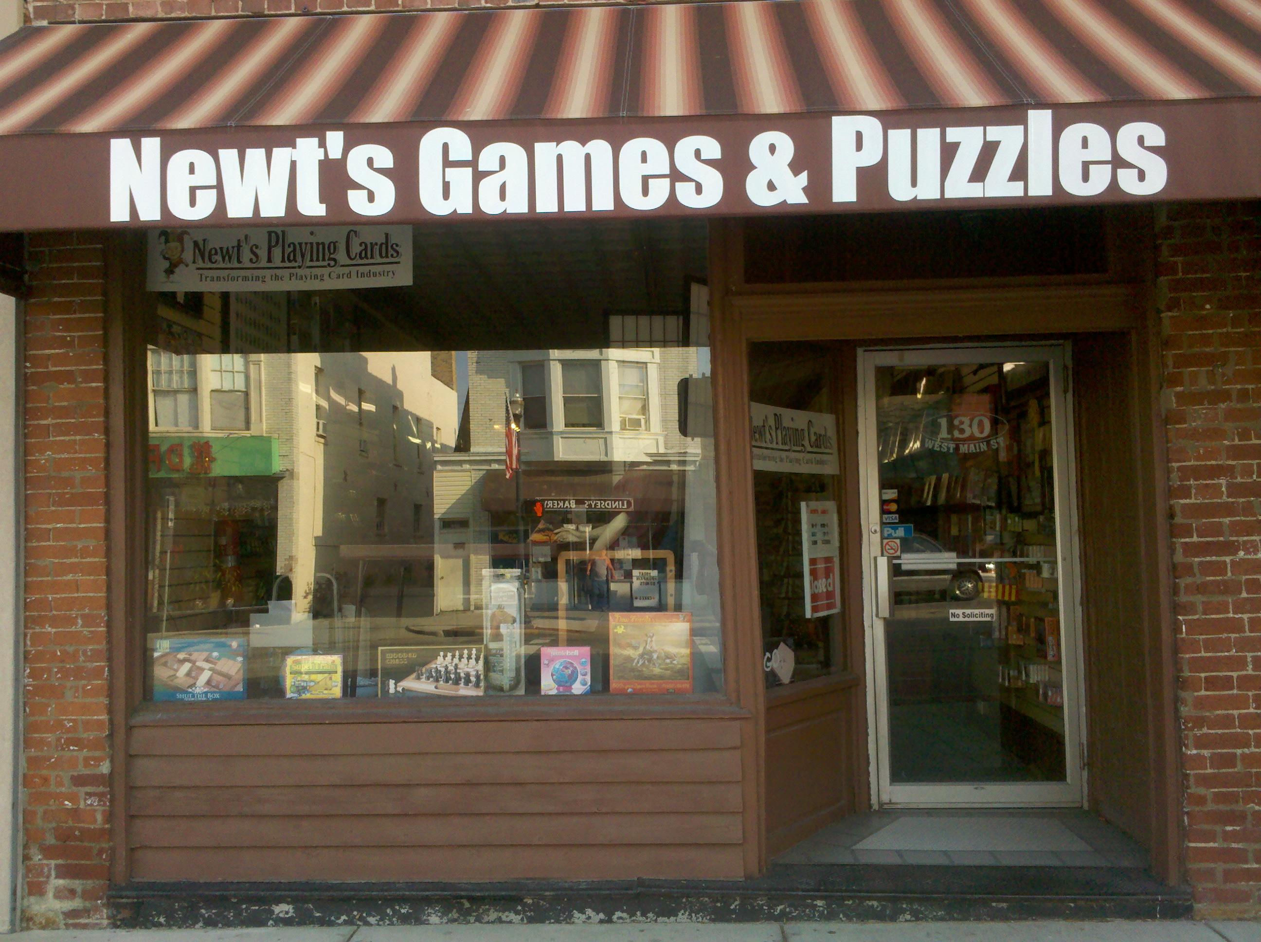 Newt's Games & Puzzles Storefront