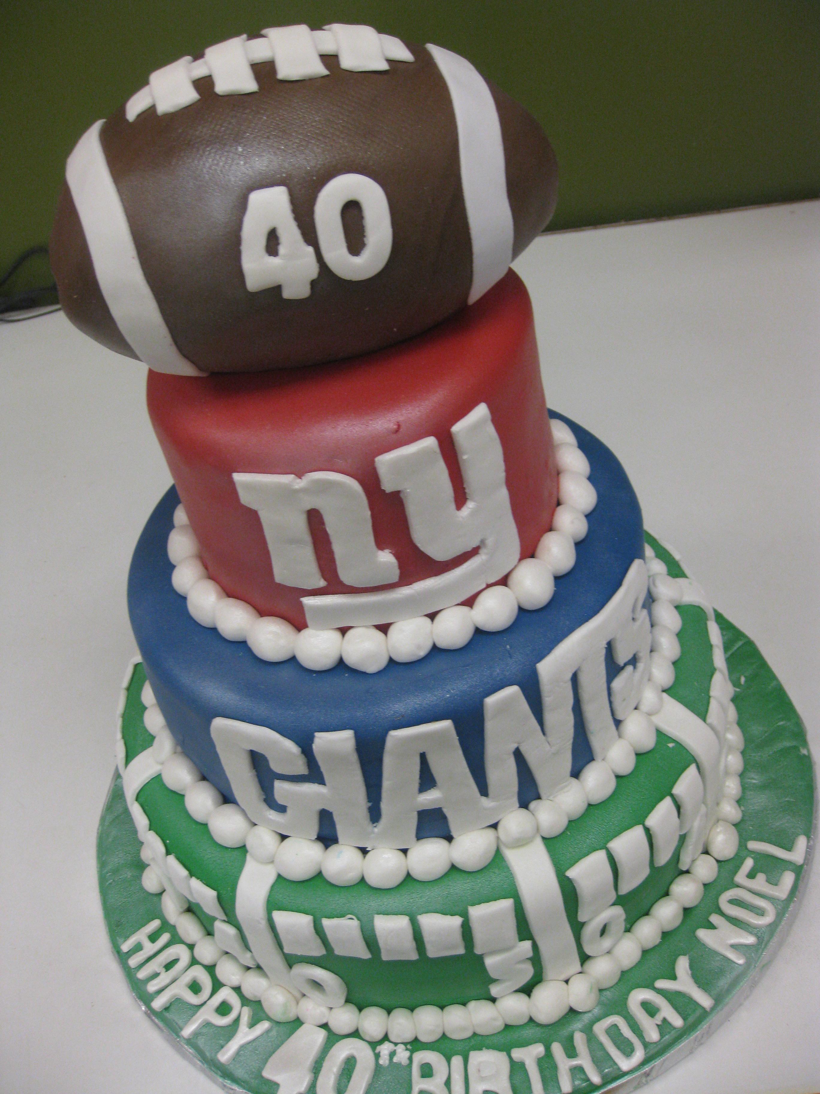 Giant"s fan birthday cake!