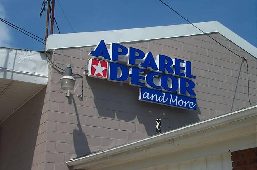 Apparel Decor Milford Sign