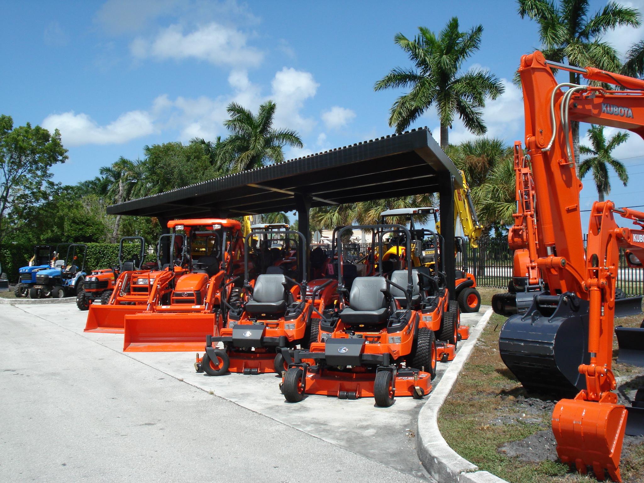 Kubota tractors, mowers & excavators