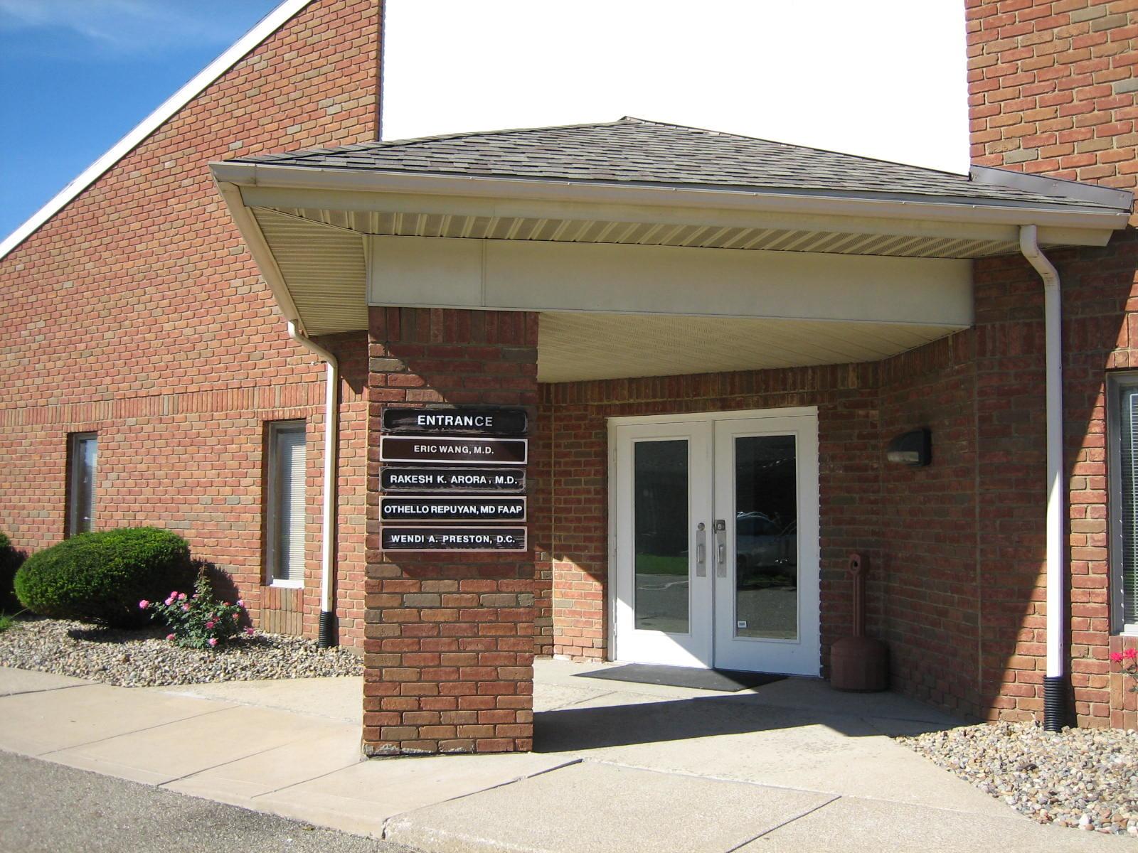 Holiday Street Entrance