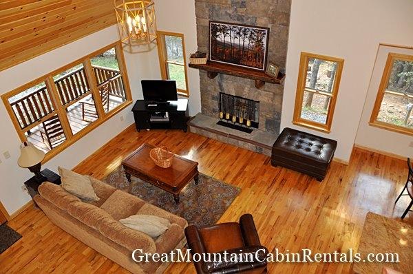 Brasstown Retreat 3 br/2 ba - $135 night - Brasstown NC Cabin Rental