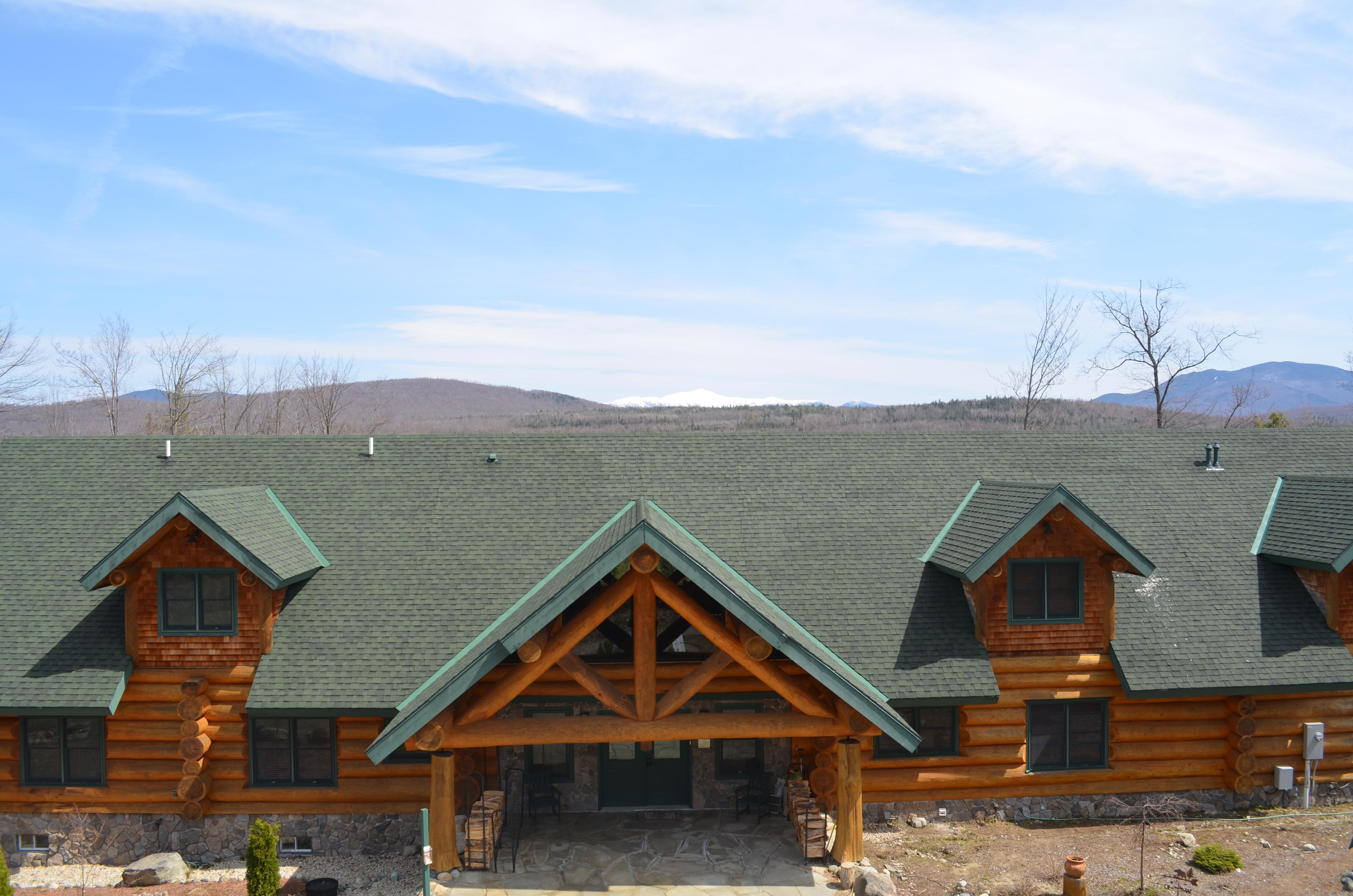 Bear Mountain Lodge w/ Mt. Washington in the Background