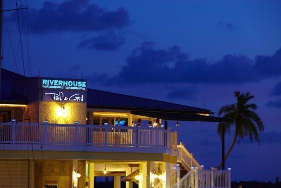 Riverhouse Reef & Grill - Waterfront Seafood restaurant with Outdoor Dining