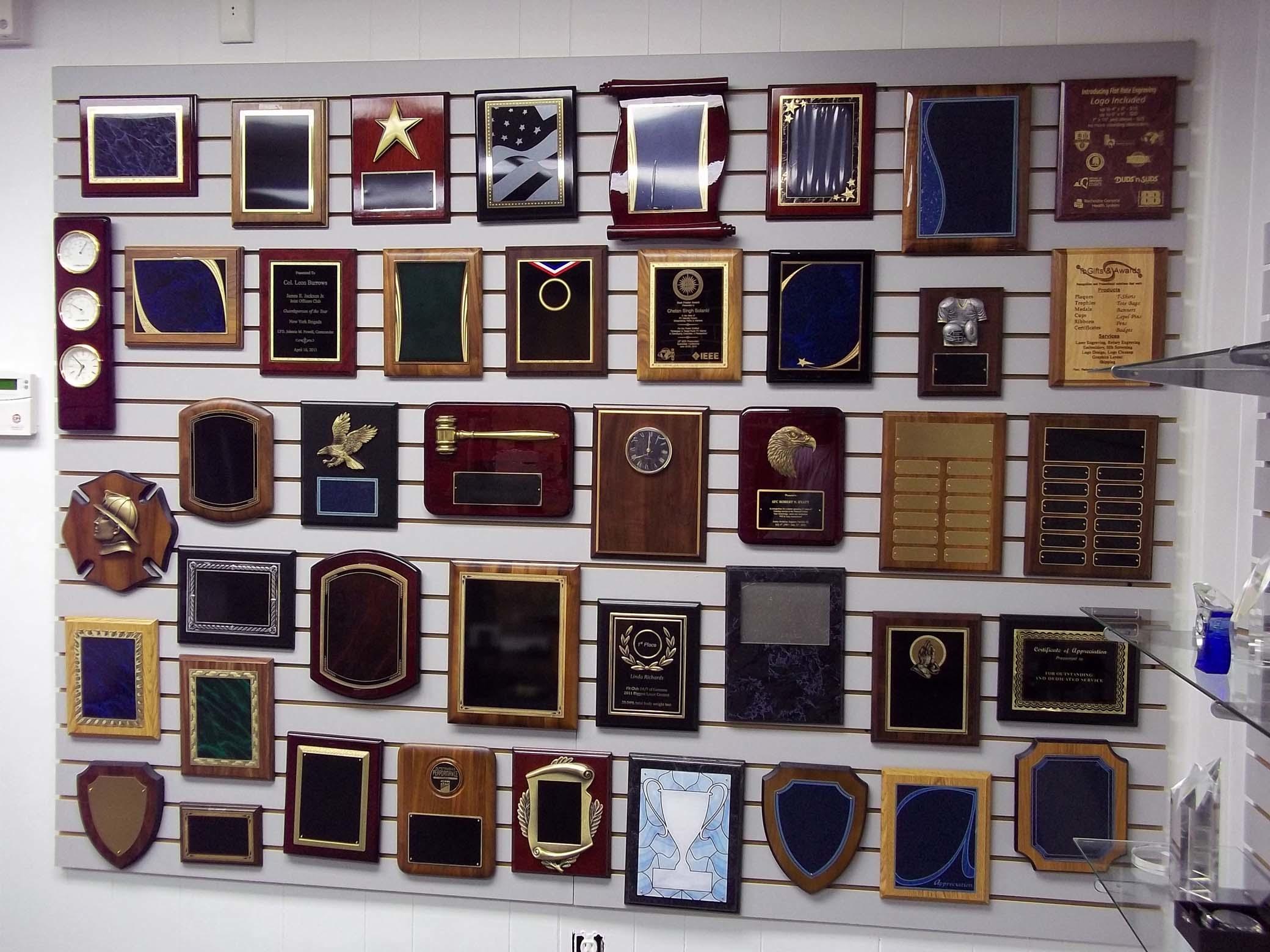 Plaques Display