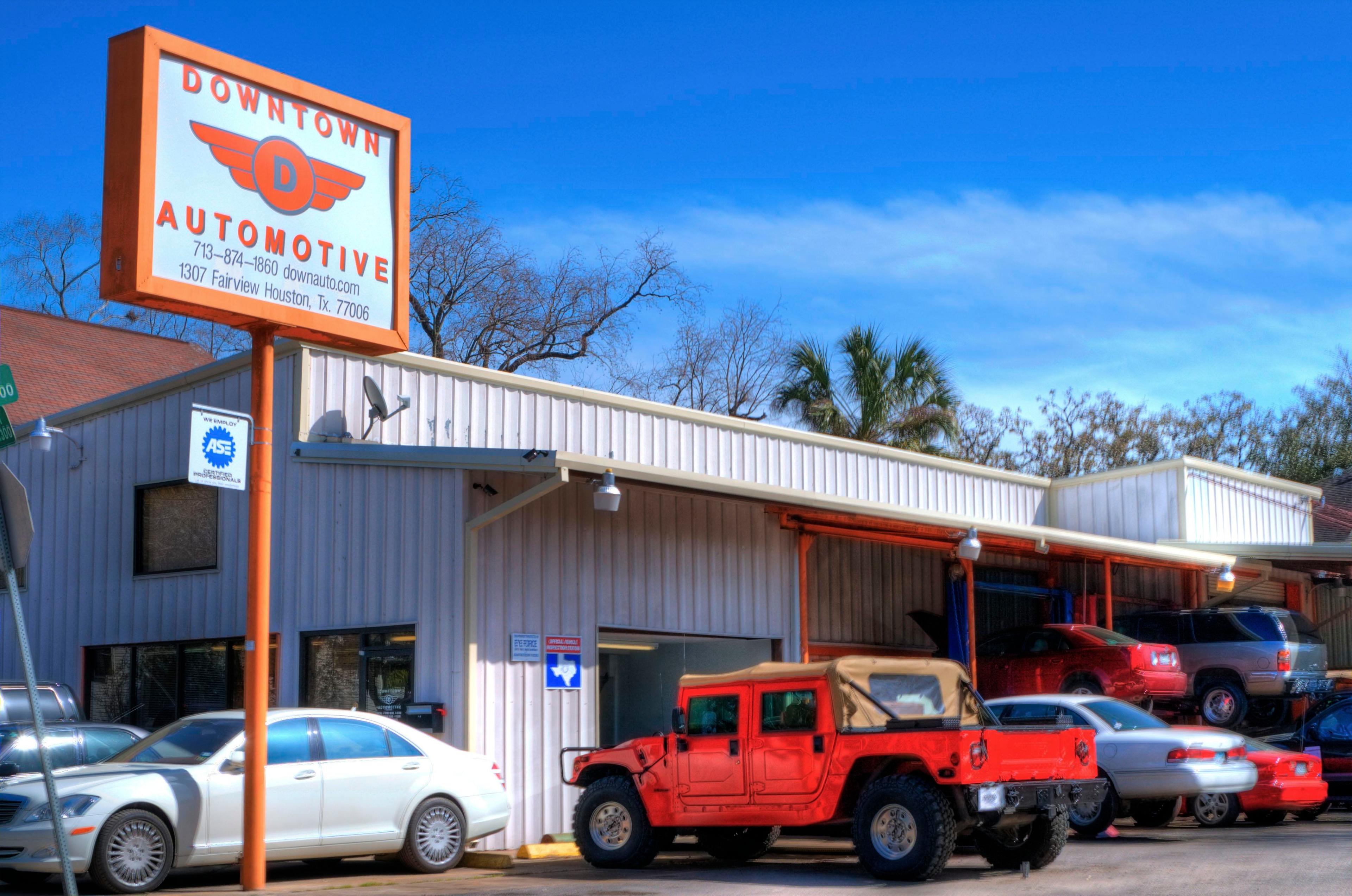 Storefront of Downtown Automotive