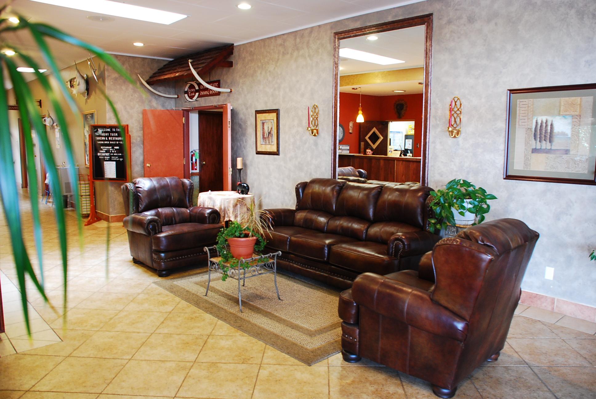 The Elephant Butte Inn lobby