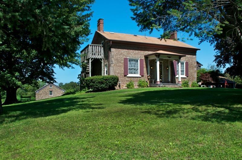 Historic 1846 Cobblestone Home