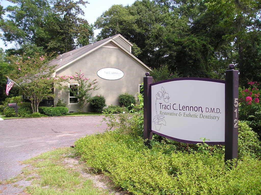 Dr. Lennon - Dental Office