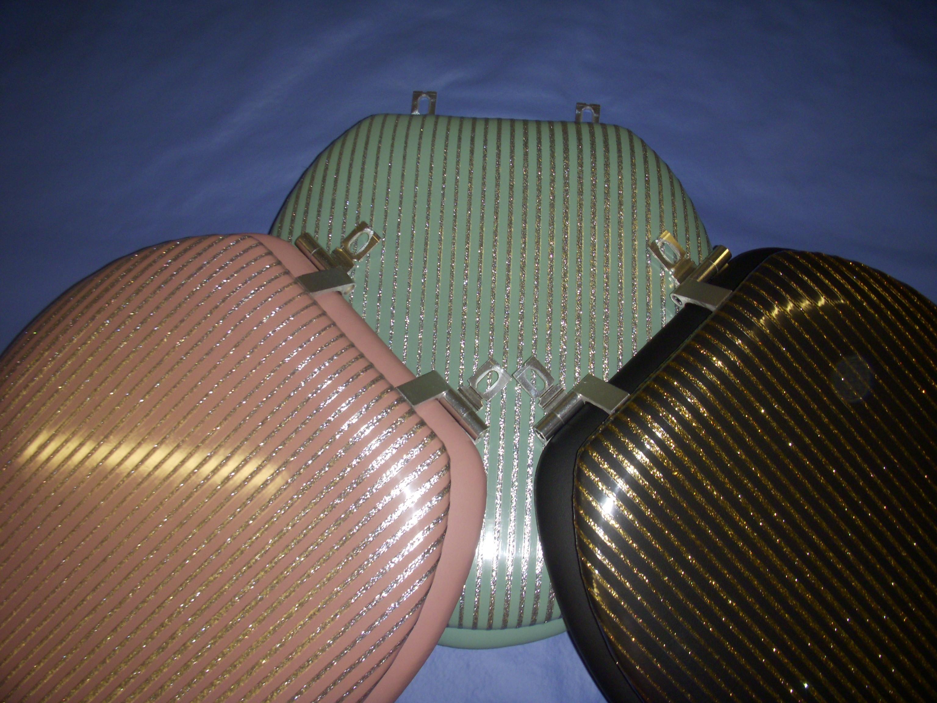 CloudSoft padded seats. Glitter Silver or Gold stripes with 40 background colors