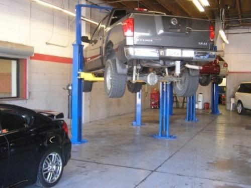 Transmission service bays at Allstate Transmissions