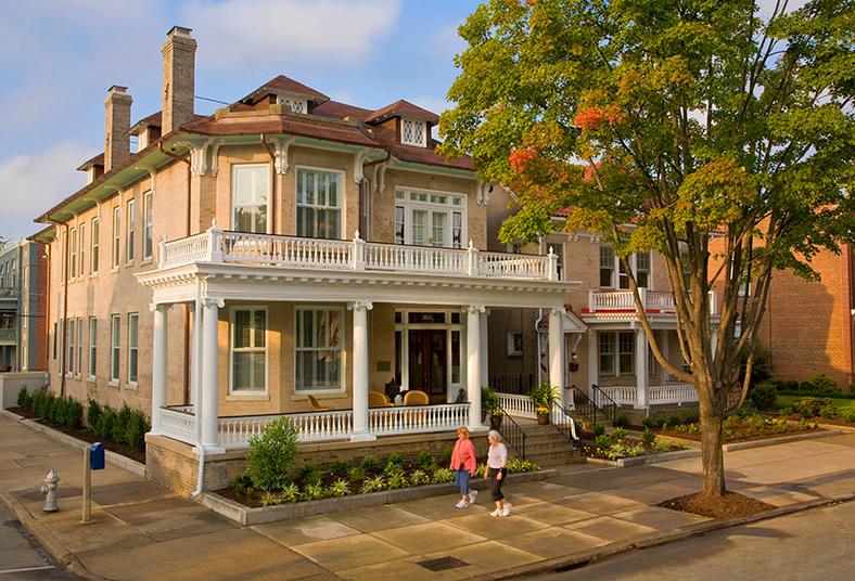 Richmond VA Bed and Breakfast Maury Place at Monument