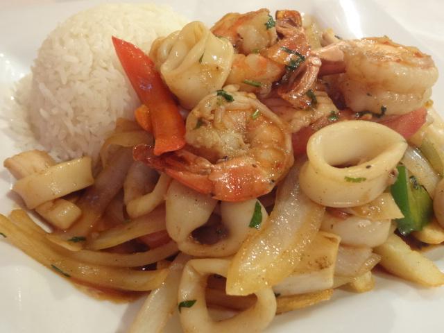 Saltado de Mariscos