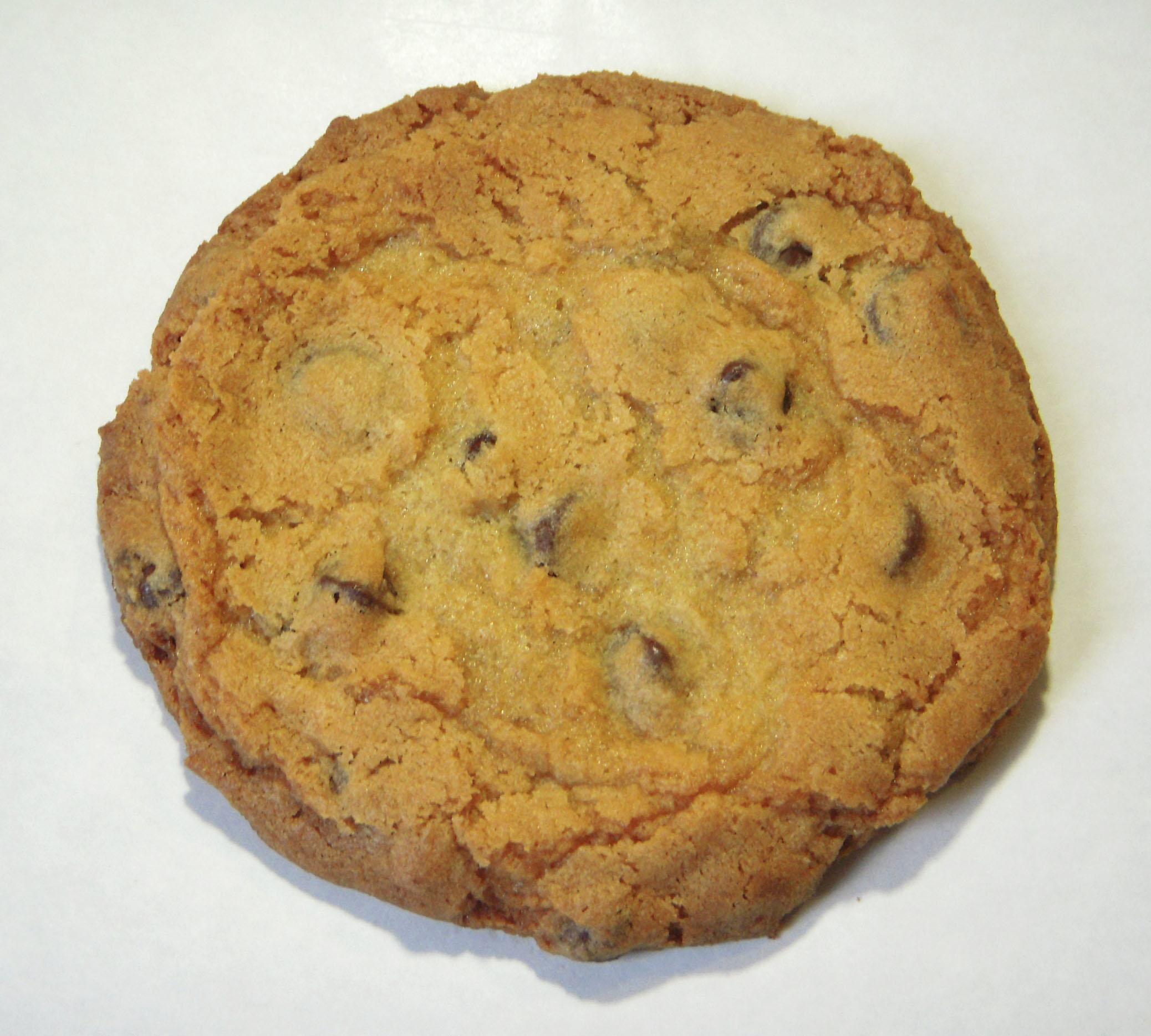 Classic Chocolate Chip Cookie (soft baked)